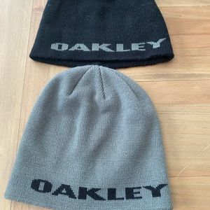 Set of Oakley toboggans